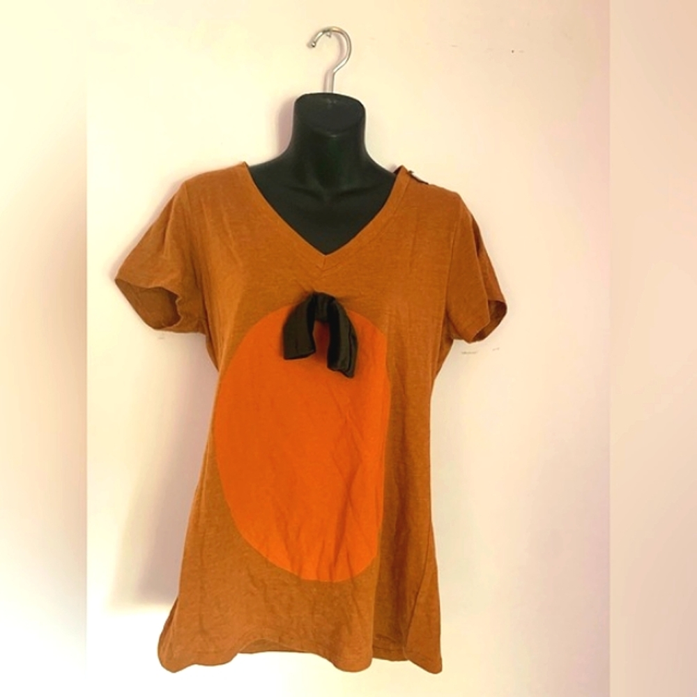 Five Nights at Freddy's V neck T